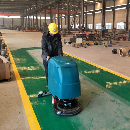 工廠車間與物業管理必看 清潔高效吸塵掃地機與洗地機，一推即凈！